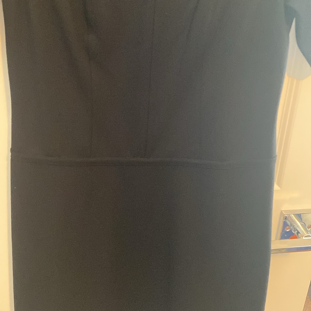 Dress - Picture 4 of 9